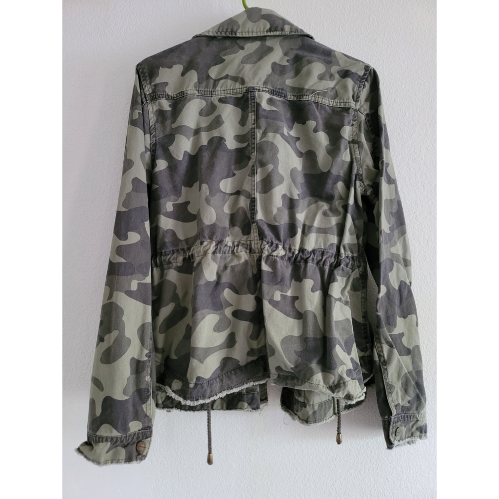 Camo Jacket - Picture 2 of 5